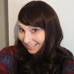 Meet your Posher, Adrienne